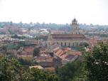(26/50): Wilno z Góry Zamkowej, miasto stare a głębi nowe.<br>2006-08-18